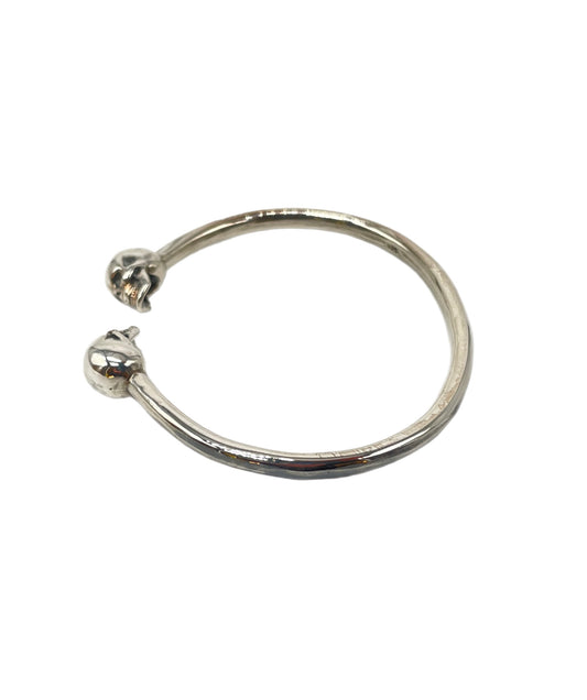 Skull bangle
